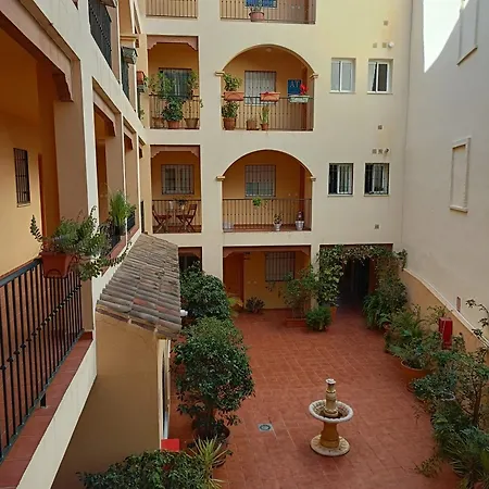 Puerta De Carabeo * نيرخا